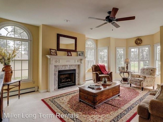 Building Photo - 3 br, 2.5 bath House - 47 Queens Way