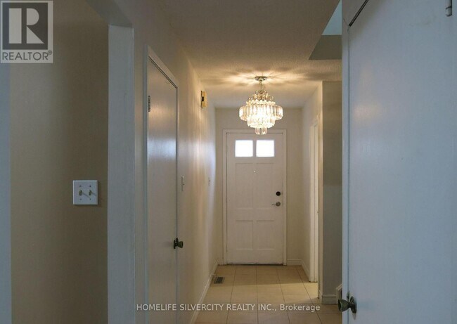 Photo du bâtiment - 18 Pickard Ln