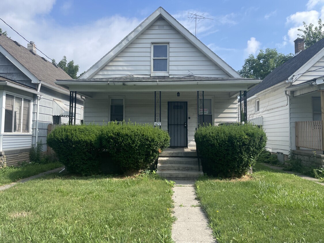 Primary Photo - 427 E Pearl St