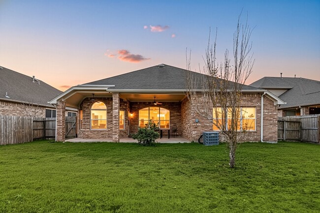 Building Photo - 19914 Sagebrush Cove