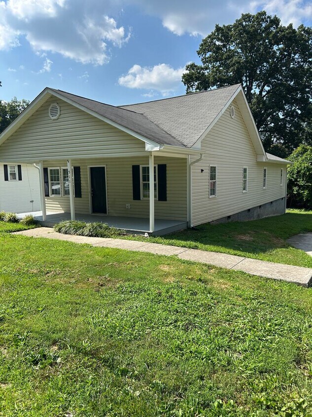 Primary Photo - 511 Mentor St