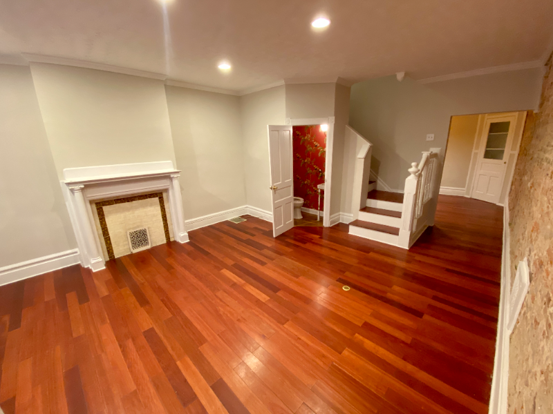 Primary Photo - 712 W 11th St