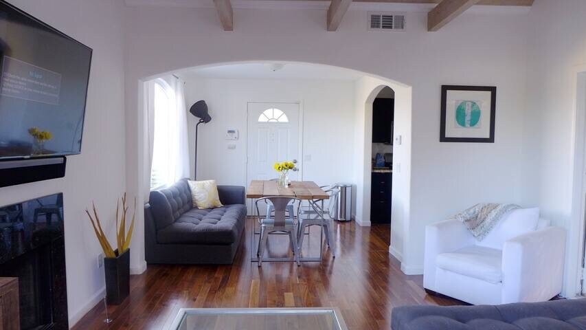 Foto principal - 11060 Fruitland Dr