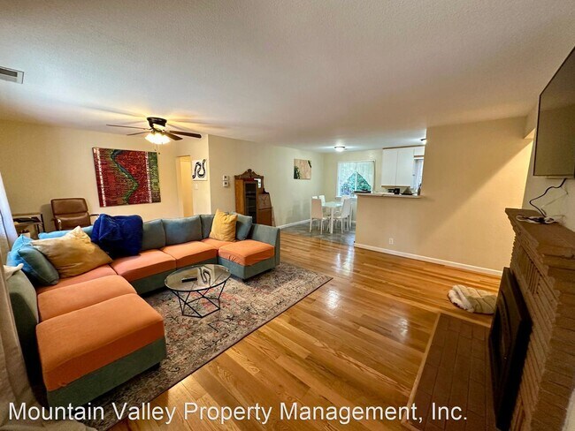 Foto del edificio - 3 br, 2 bath House - 14233 Tim Burr Lane