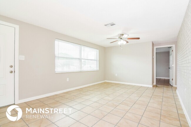 Foto del edificio - 10227 Glen Moor Ln