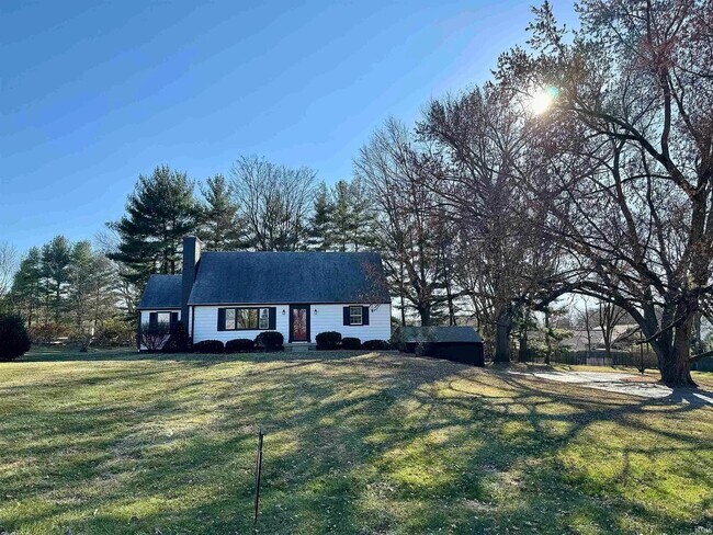 Building Photo - Complete Eastside Renovation - 4BR/4BA Lar...
