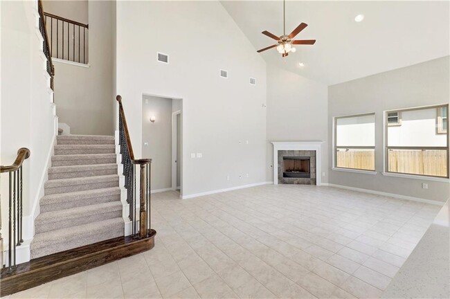 Building Photo - 2455 Soprano Wy