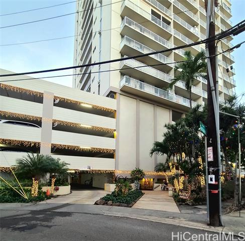 Building Photo - 2452 Tusitala St