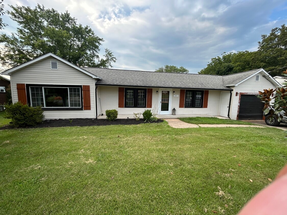Photo - 221 Cedar Valley Rd (Hudson, NC)