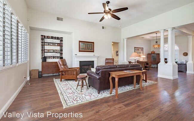 Building Photo - 4 br, 2 bath House - 4575 N Emerald Peak D...