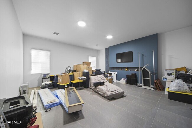 Building Photo - 5973 Cartagena Cir