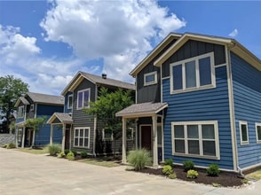 Building Photo - 1598 N Wish Ln