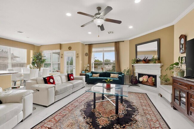 Building Photo - 11228 Barn Owl Dr