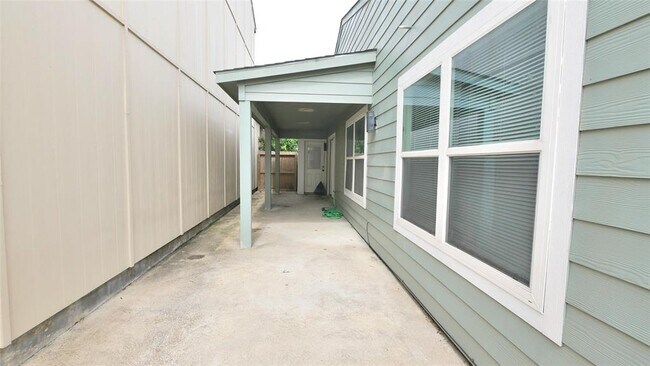 Foto del edificio - 4530 Stanford Ct