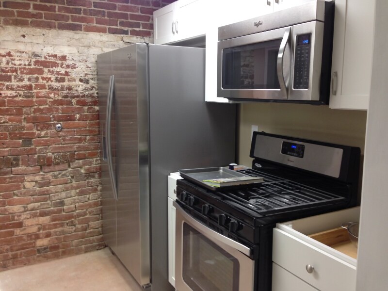 Building Photo - 209 Andover St