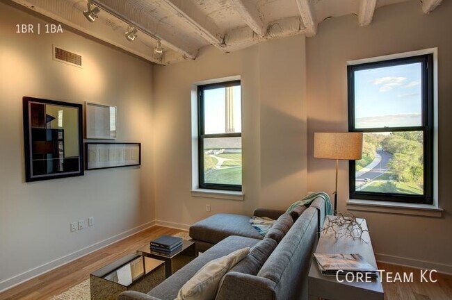 Foto del edificio - 217 W Pershing Rd