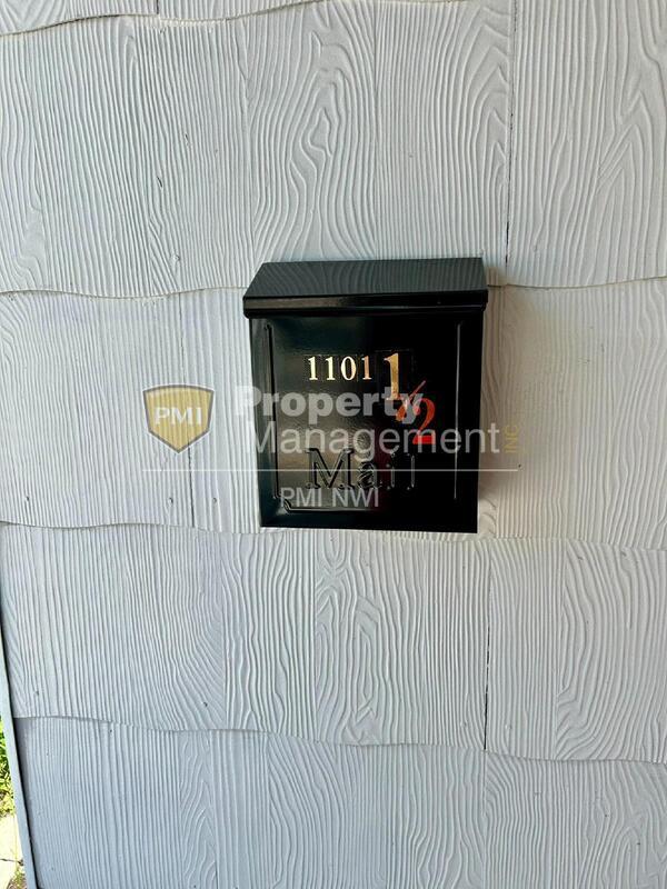 Foto del edificio - 1101 Manhattan St
