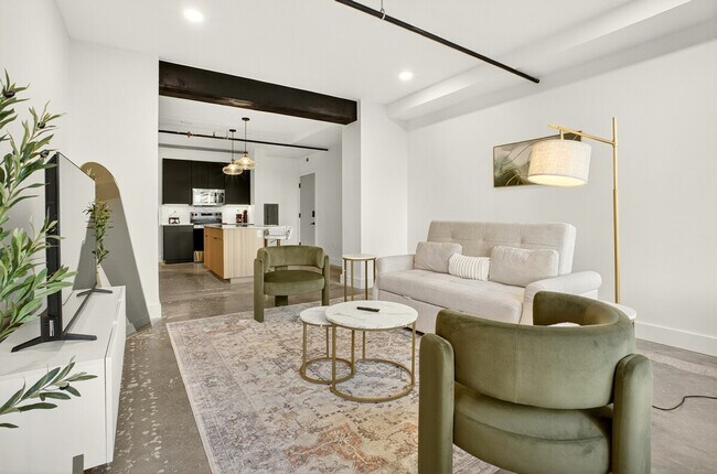 Building Photo - 309 S Boulder Ave