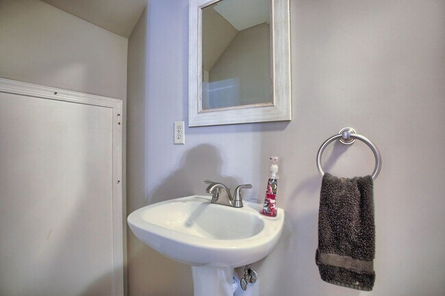 Building Photo - 7277 Capital Drive - 1, Harrisburg, PA 17111