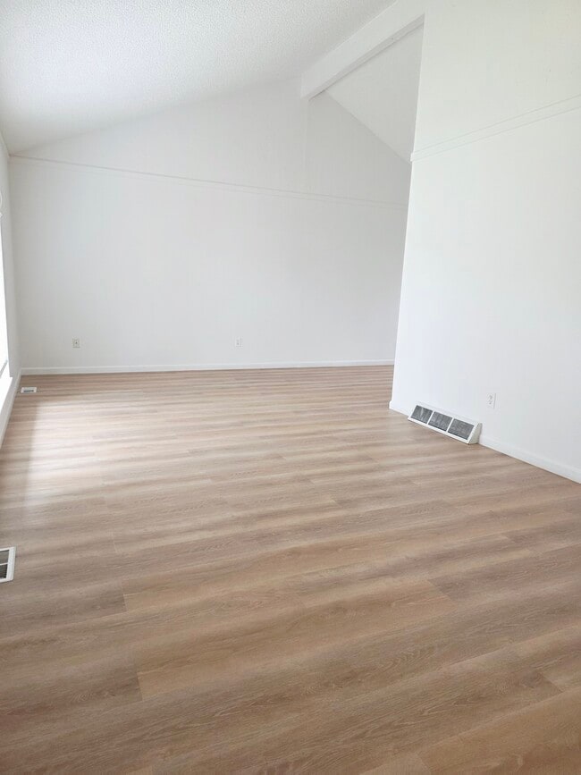 Foto del edificio - 5880 S Kingston Way