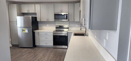 Building Photo - 36 Hunters Way