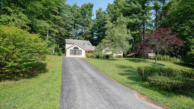 Building Photo - 64 Meadow Rue Pl