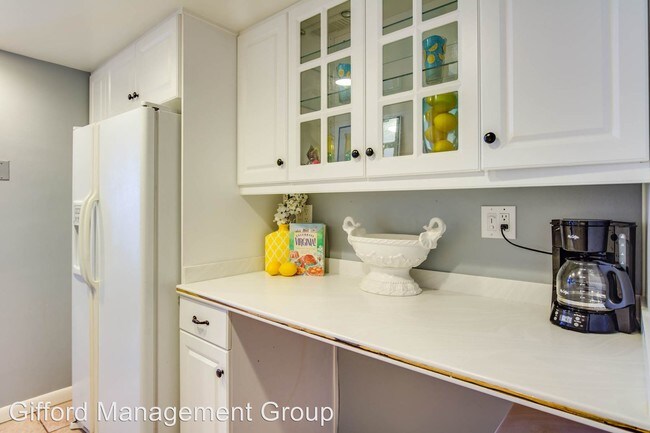 Foto del edificio - 1024 Gates Ave