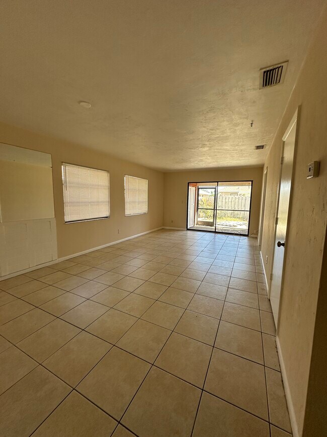 Foto del edificio - 27600 S View Dr