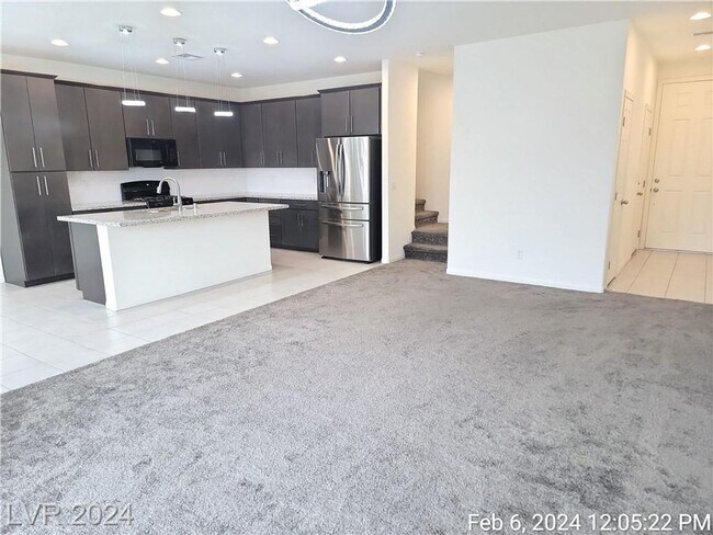 Building Photo - GORGEOUS 3 BED 2.5 BATH HOME IN SILVERADO ...