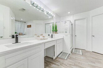 Building Photo - 18711 Appletree Hill Ln