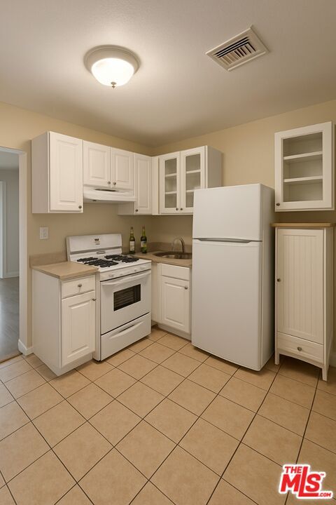 Foto del edificio - 6946 Simpson Ave