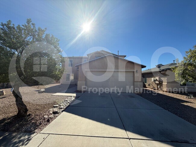 Building Photo - 5904 E Tercel Dr