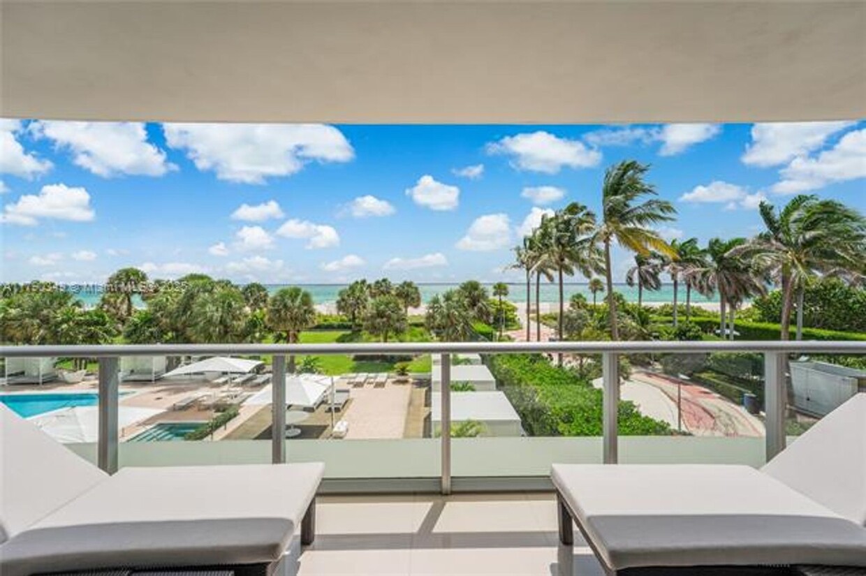 Primary Photo - 3737 Collins Ave