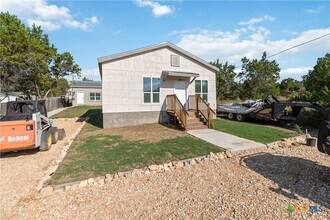 Building Photo - 324 Ridgerock Dr