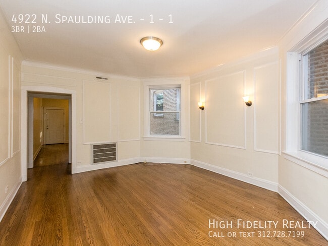 Building Photo - 4922 N Spaulding Ave
