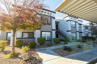 Building Photo - 7255 W Sunset Rd