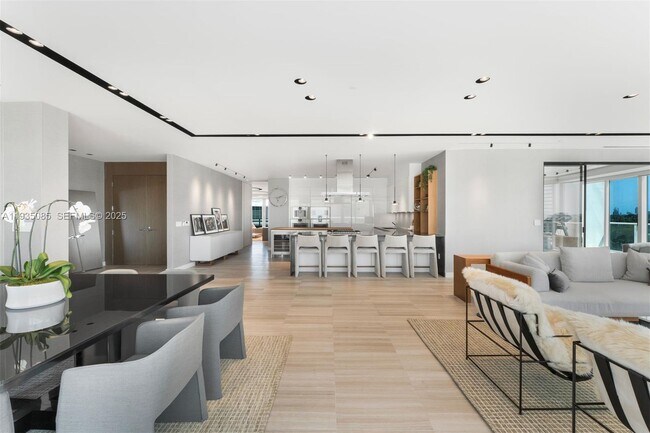 Foto del edificio - 4701 N Meridian Ave