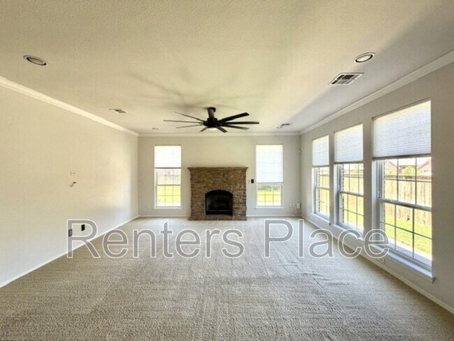 Foto del edificio - 3004 S Tamarack Ave