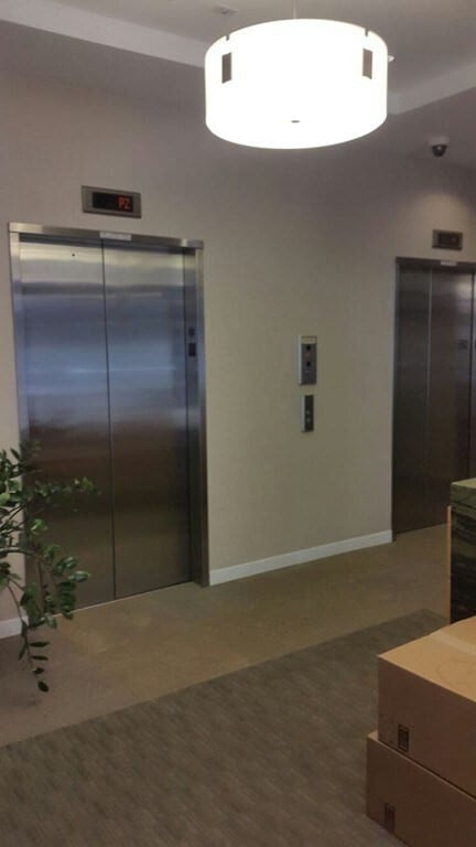 Building Photo - 16 Miner St