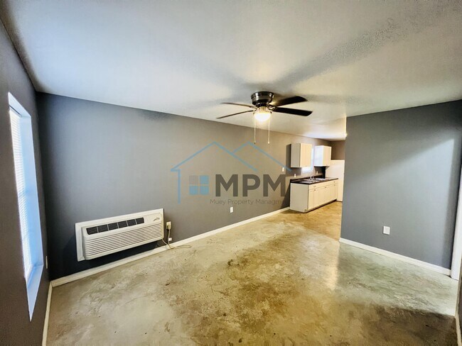 Building Photo - 1710a Grammont St