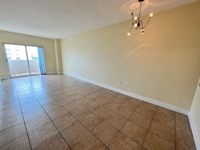 Building Photo - 50 Menores Ave