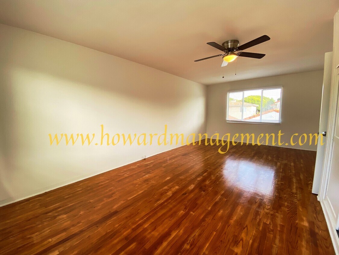 2408 Oak St, Unit E CommunityApartment in Santa Monica, CA Westside