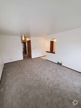 Building Photo - 1112 S 62nd St