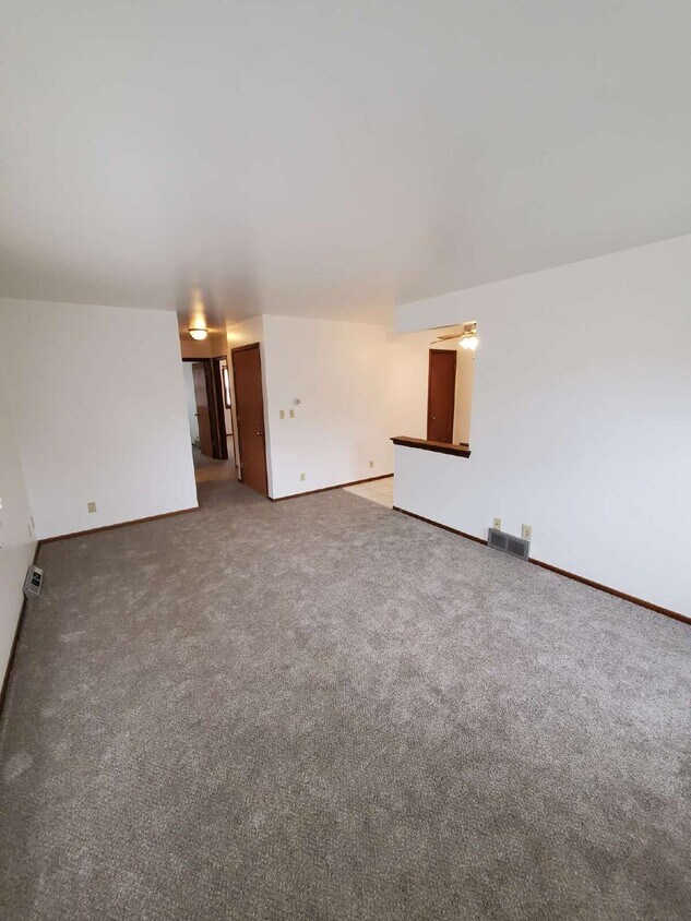 Foto principal - 1112 S 62nd St