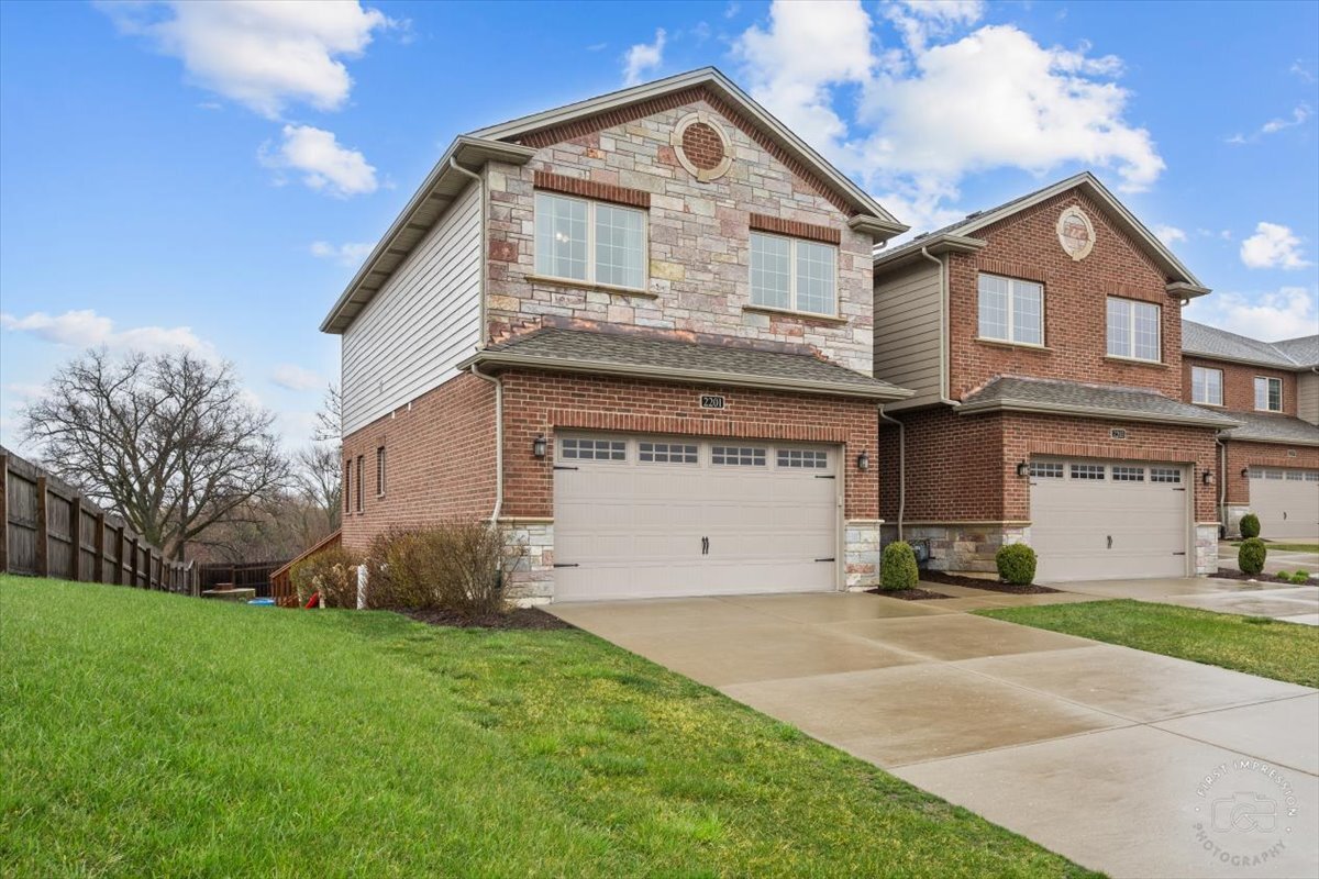 Foto principal - 2201 Maple Hill