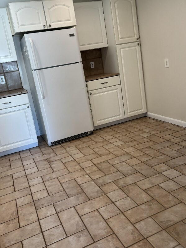 Photo - 425 Lincoln Ave Apartment