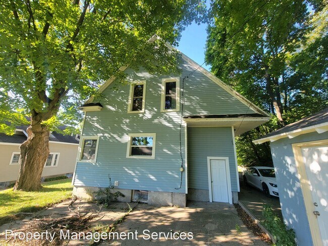 Foto del edificio - 4 br, 1.5 bath House - 510 Lincoln St