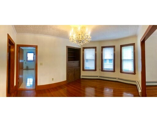 Building Photo - 174 Spruce St
