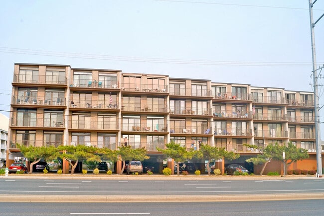 Building Photo - 7604 Coastal Hwy