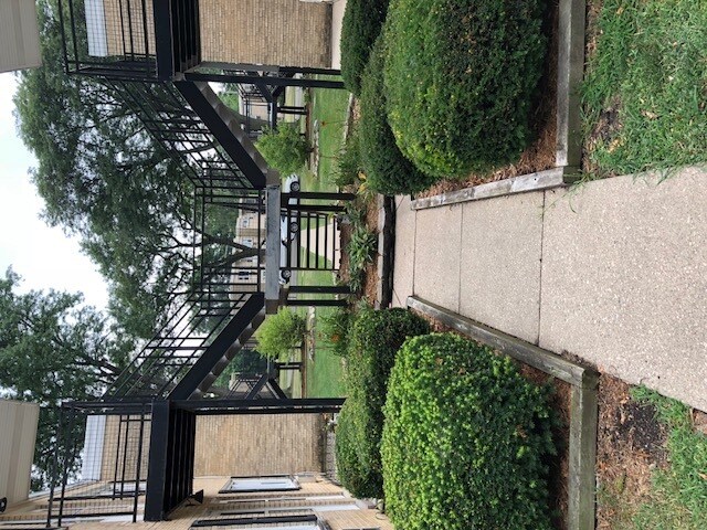 Foto principal - 1116 W Hawthorne St